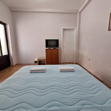 Studio Apartments Oleg Ohrid Eksteriør bilde