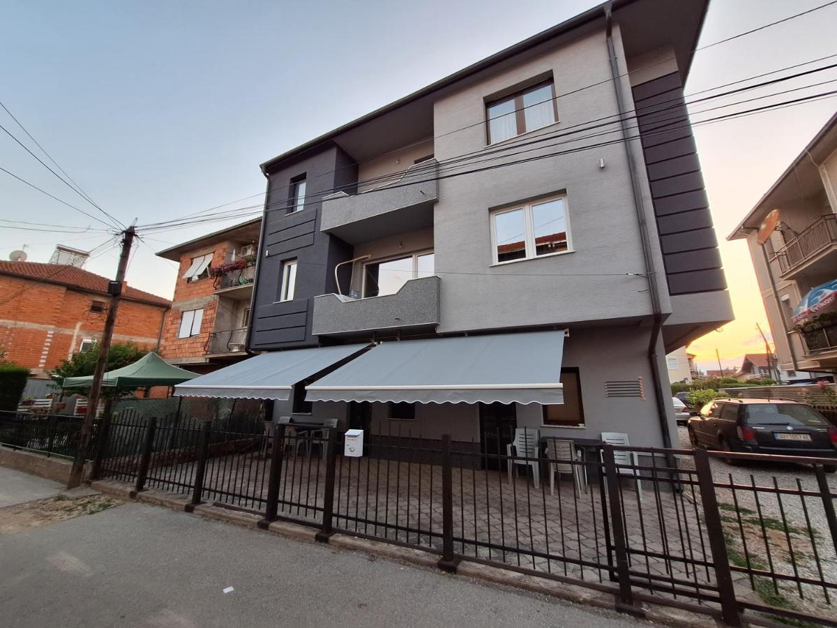 Studio Apartments Oleg Ohrid Eksteriør bilde
