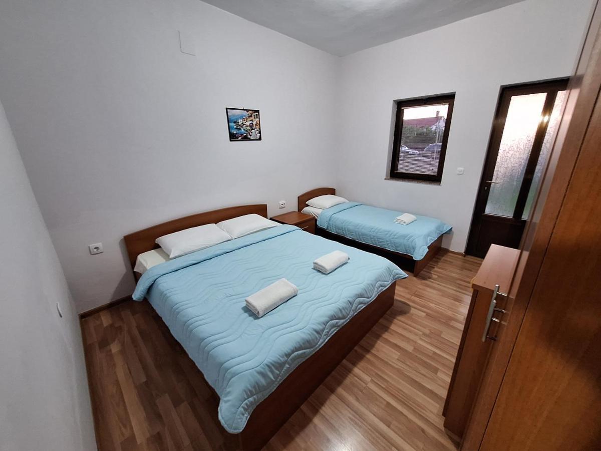Studio Apartments Oleg Ohrid Eksteriør bilde