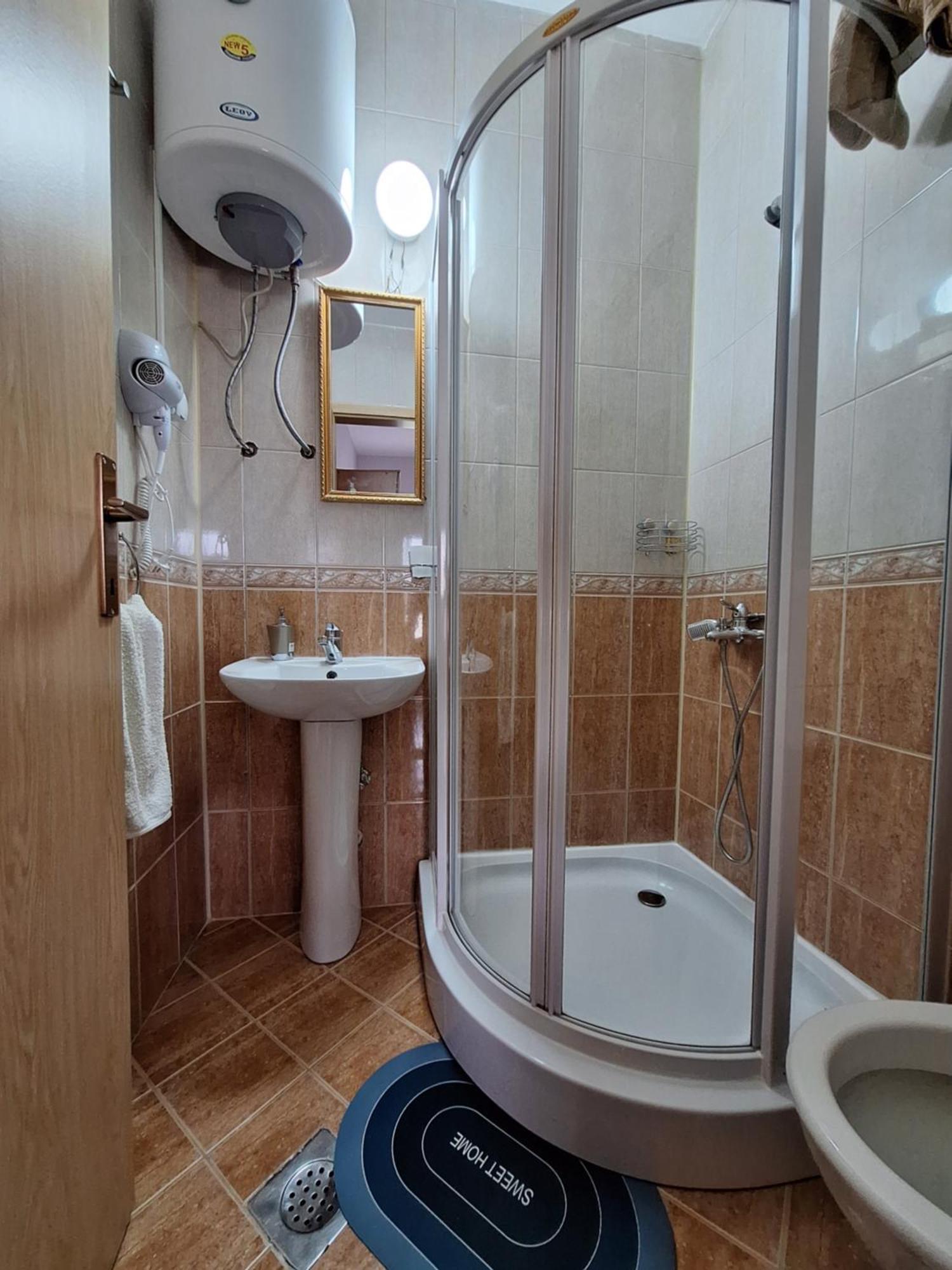 Studio Apartments Oleg Ohrid Eksteriør bilde